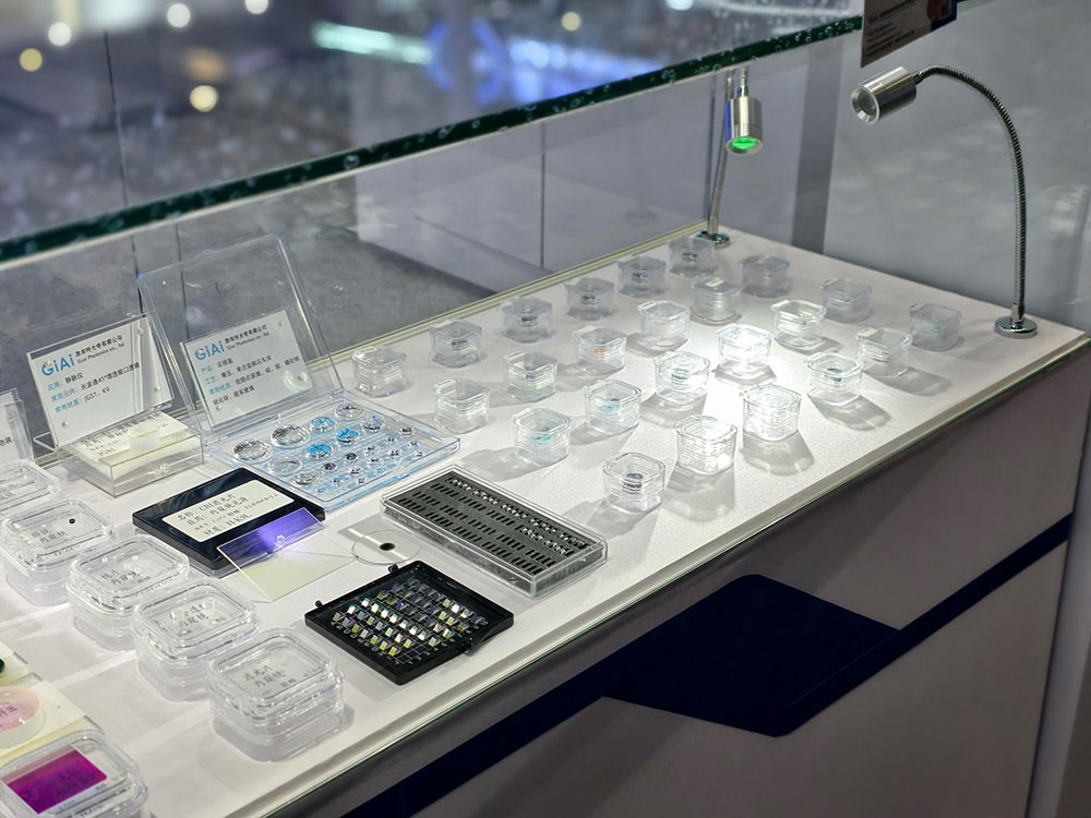 濾光片 激埃特光電CMEF2025非球面光學展品